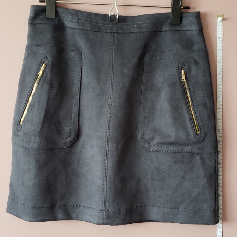 Size 4 loft faux suede gray mini skirt